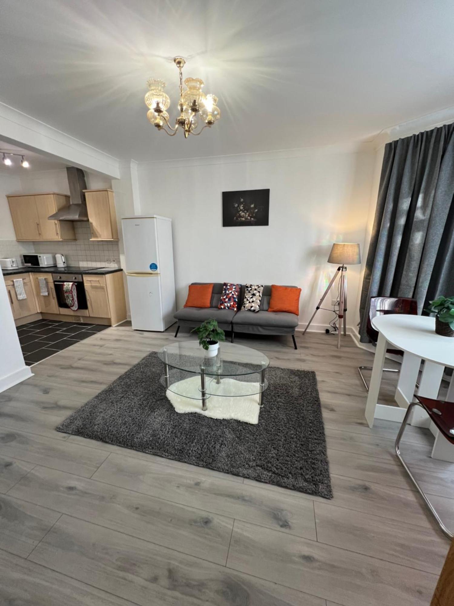 Apartment Pejay Crystal Southampton